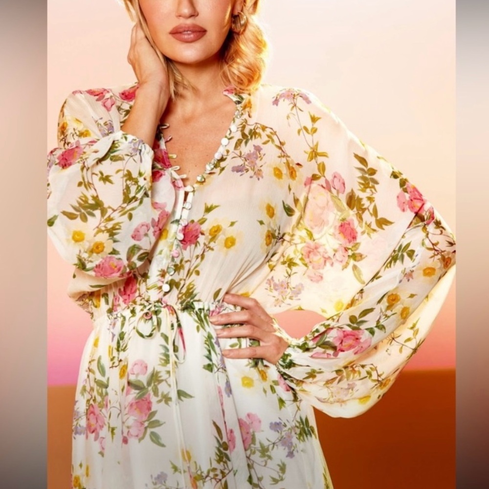 MARCIANO 100% Silk Chiffon Dress Size 2, engagement, baby shower, floral